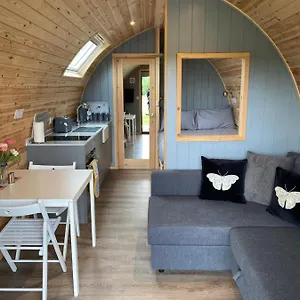 Campsite Mowbray & Glamping, South Kilvington